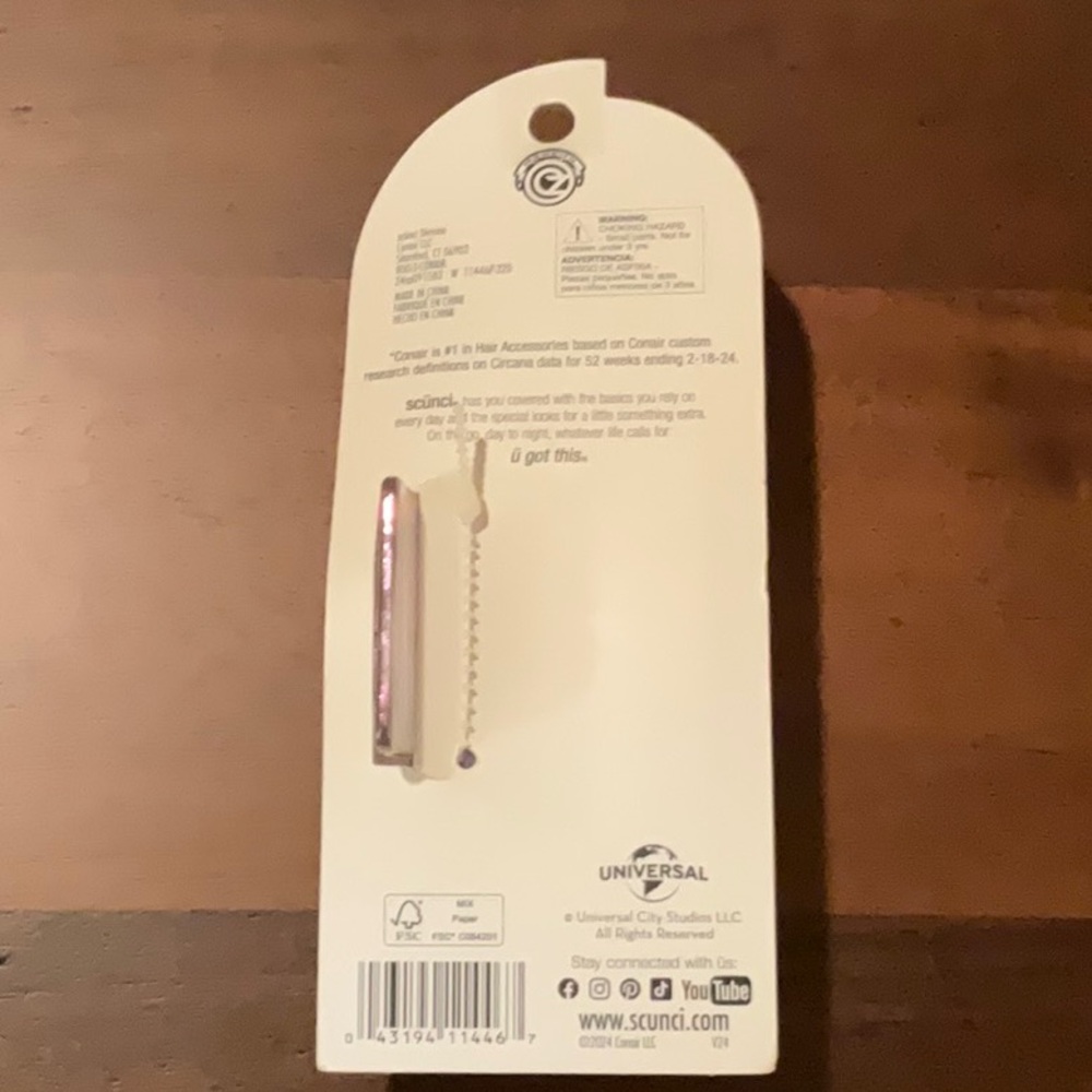 Scunci Wicked Pink Hair Clip, NWT - Picture 3 of 3